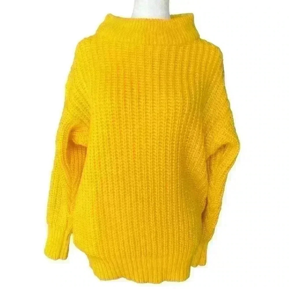 Vintage 80s One Step Up Chunky Rib Knit Bright Yellow Oversized Sweater Size S - Picture 1 of 7